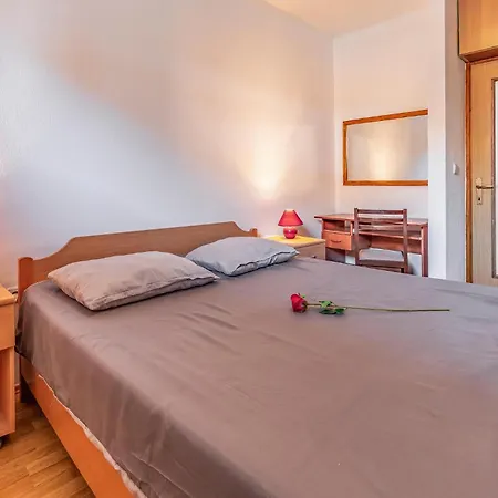 1 Bedroom Front In * Medulin